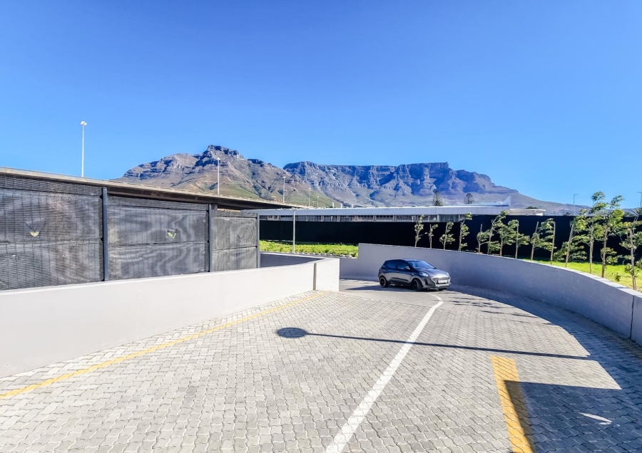 To Let 1 Bedroom Property for Rent in Foreshore Western Cape